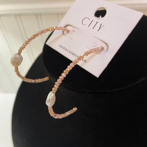 Oversized Hoop Earrings, Pink Sparkle Beads and Freshwater Pearls - Picture 6 of 9